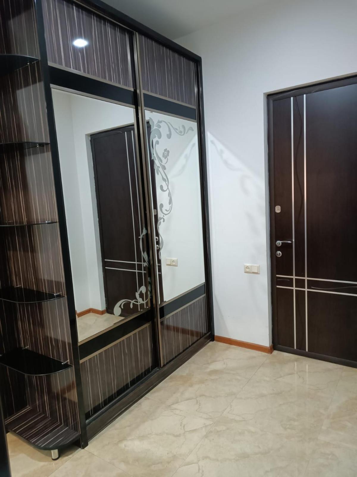 Rent Inn Yerevan On Buzand Street Bagian luar foto