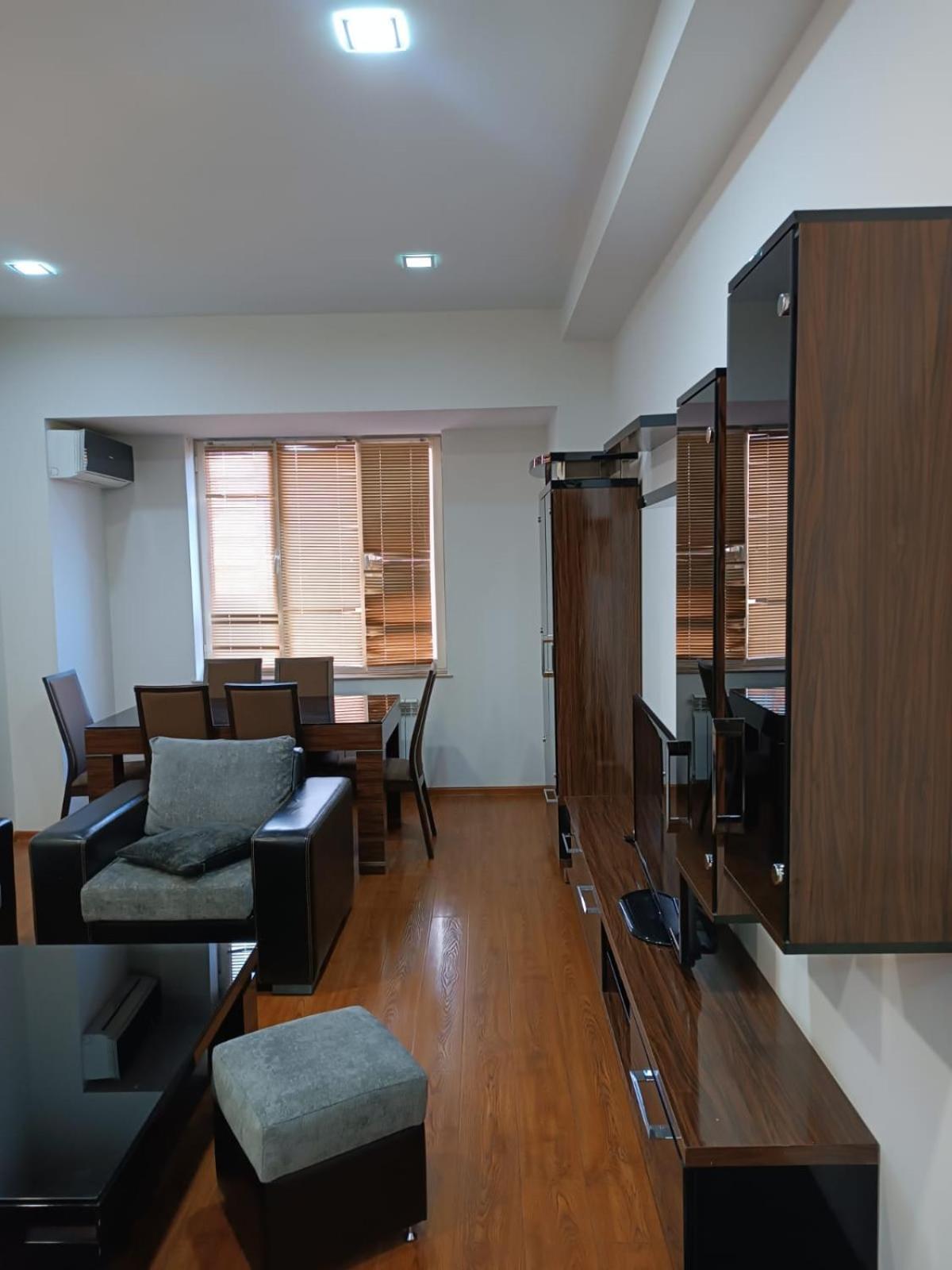 Rent Inn Yerevan On Buzand Street Bagian luar foto